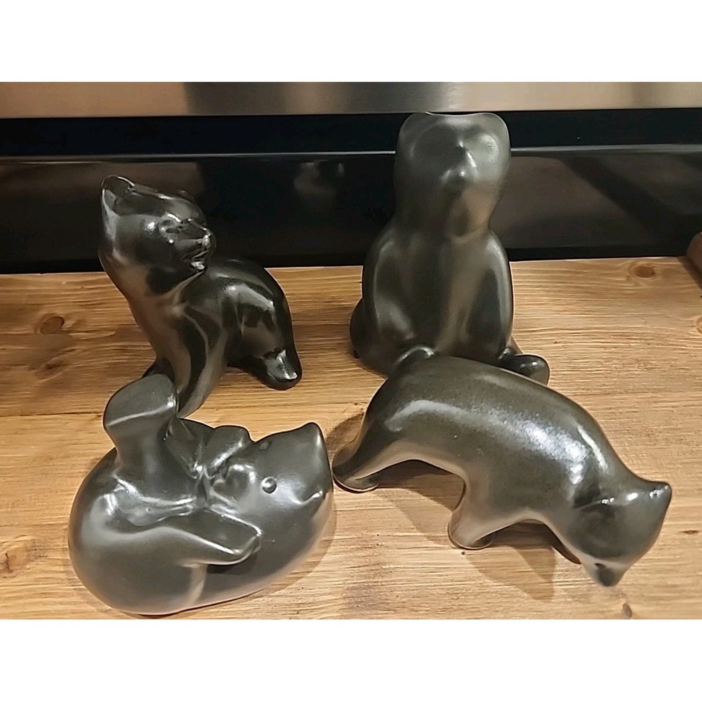 (4) Signed Vintage Pigeon Forge Pottery,  Mighty Bear Collection Great CONDITION